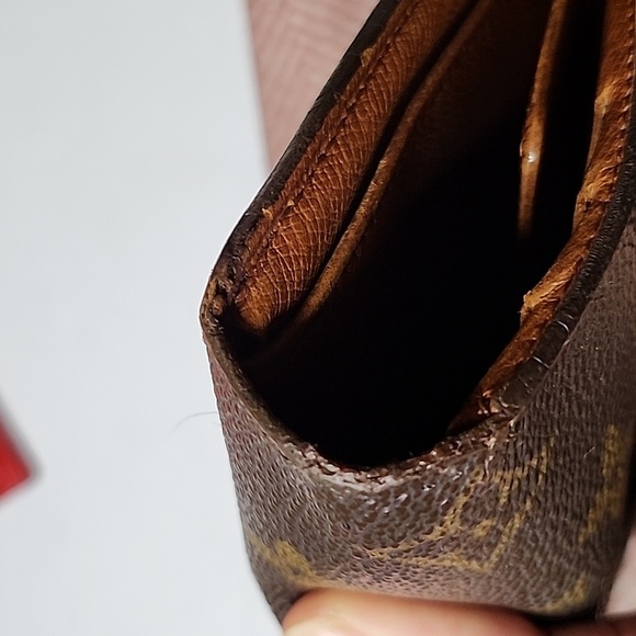 Louis Vuitton long wallet - Picture 10 of 13
